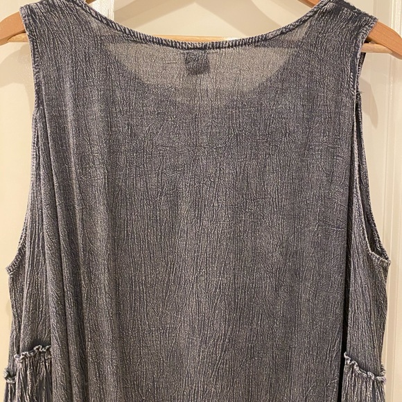 Boutique Boho Embroidered Tunic / Dress! 🌿 - Picture 5 of 6